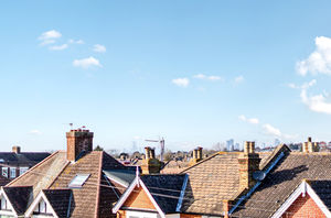 Outlook towards London- click for photo gallery